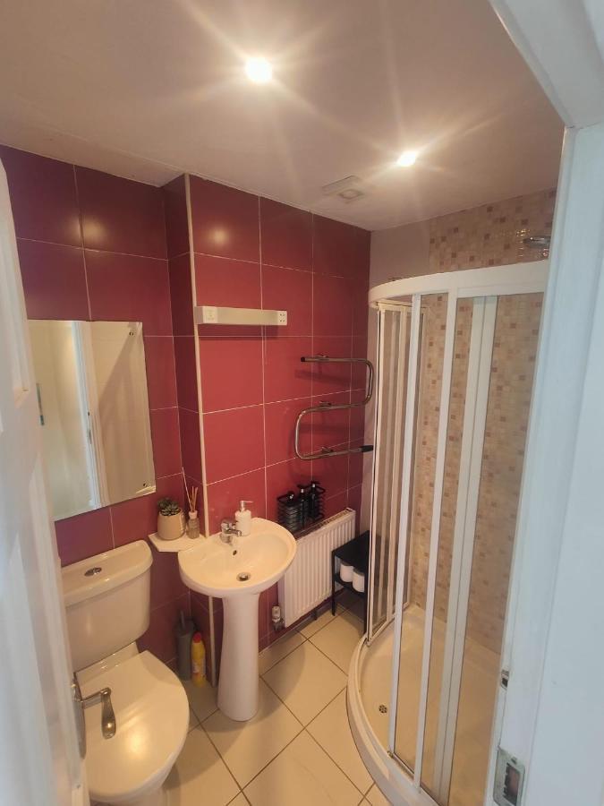 Modern City Centre House In Heart Of Galway City Extérieur photo