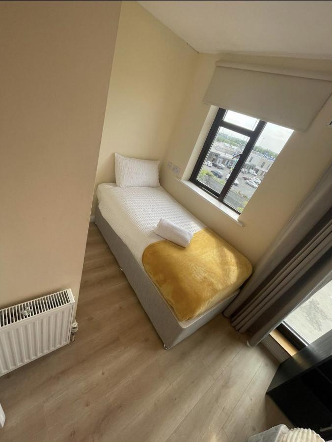 Modern City Centre House In Heart Of Galway City Extérieur photo